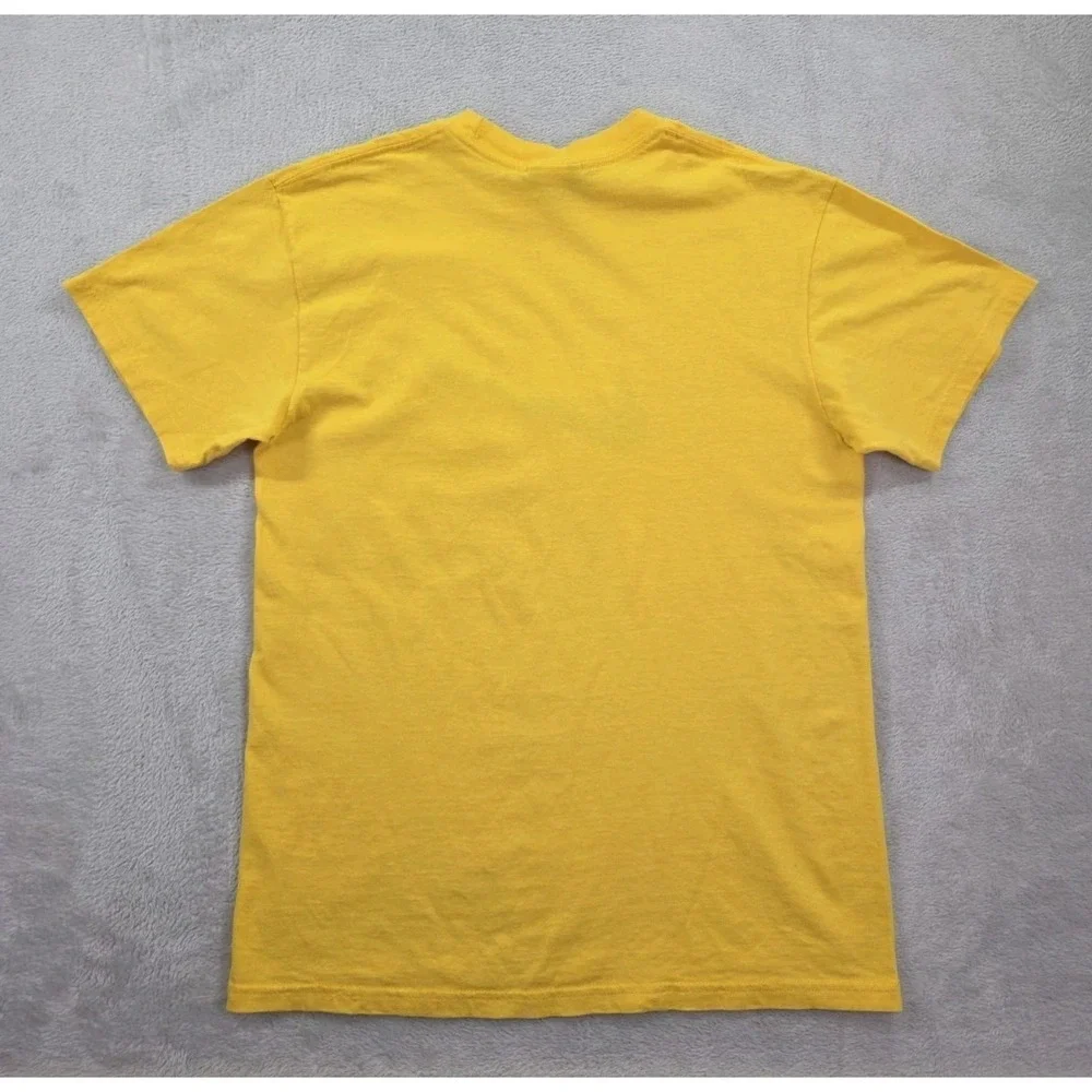 Vintage Nike Shirt Mens Small‎ Yellow Short Sleeve Spell Out Swoosh